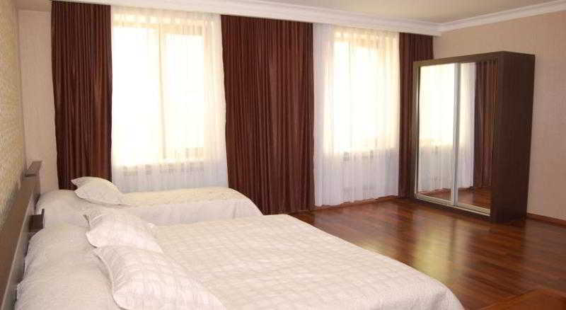 באקו Xudaferin Hotel מראה חיצוני תמונה